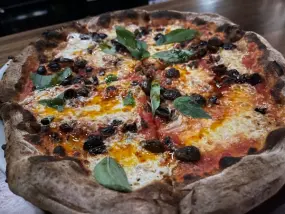 Eine der besten Pizzen ever!  | Eine der besten Pizzen ever! |   – provided by WTS