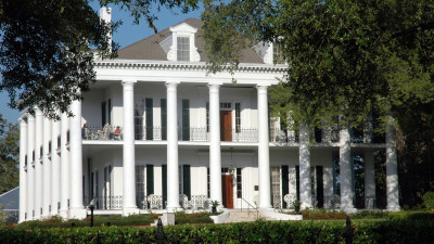 Dunleith Plantation in Natchez  – provided by Mississippi