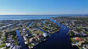 Hero Display Image   – provided by CoralVilla GmbH