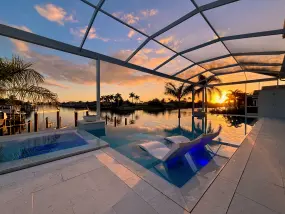 Hero Display Image   – provided by CoralVilla GmbH