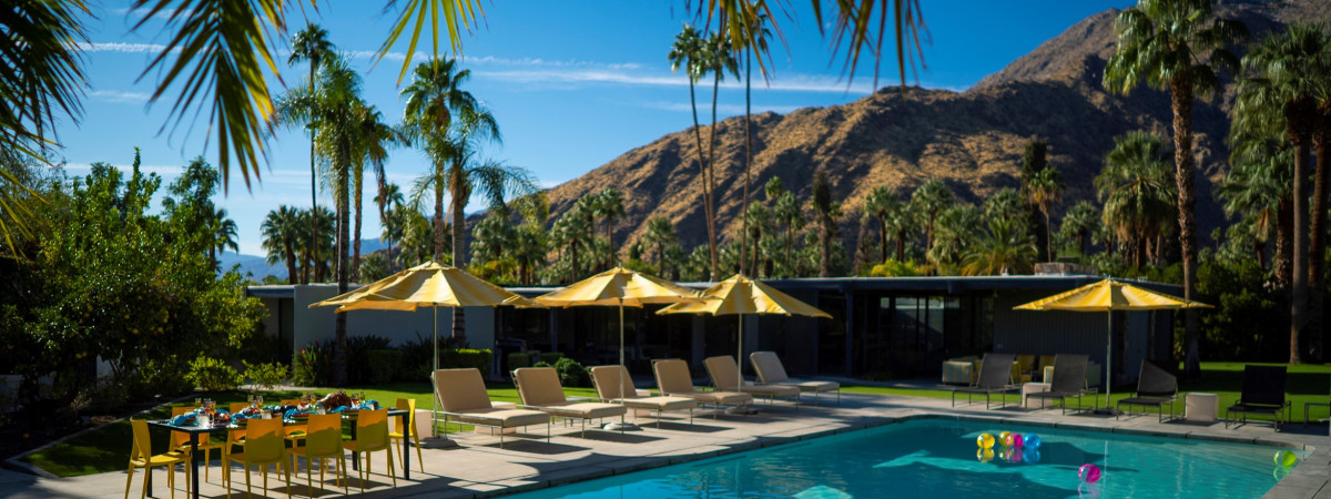 Relaxen am Pool, GR Palm Springs