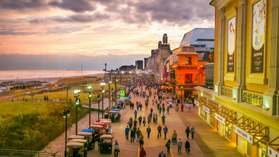 Der legendäre Atlantic City Boardwalk  – Credit Michael Collins