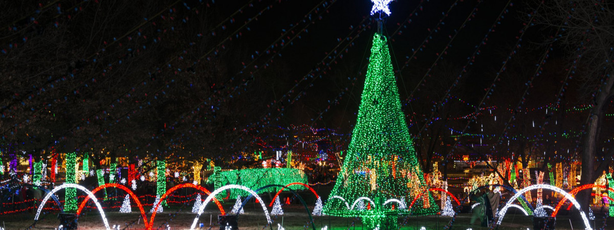 Oklahoma City Weihnachtsbaum leuchtet