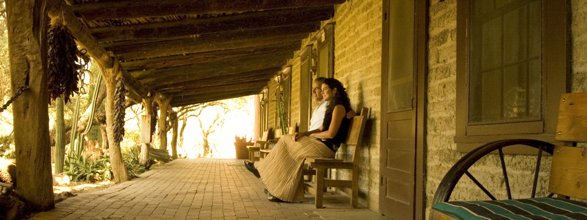 Die Veranda der Tanque Verde Ranch in Tucson