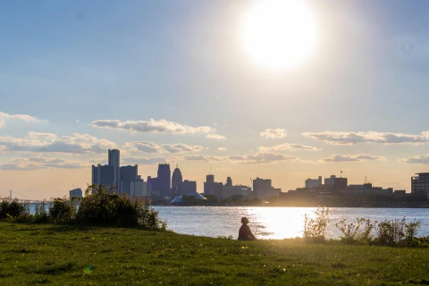 Belle Isle mit Blick auf die Detroit Skyline  | Belle Isle mit Blick auf die Detroit Skyline |   – provided by Visit Detroit