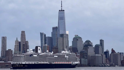 Hero Display Image  – provided by Holland America Line