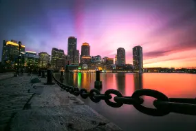 Boston Harbor bei Sonnenuntergang  | Boston Harbor bei Sonnenuntergang |   – provided by Meet Boston/Kyle Klein
