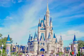 Magic Kingdom Park, Orlando, Florida, United States  | Magic Kingdom Park, Orlando, Florida, United States |   – Foto von Younho Choo auf Unsplash