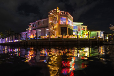 Hero Display Image   – provided by Punta Gorda/Englewood Beach Visitor & Convention Bureau