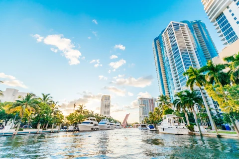 Hero Display Image   – provided by Visit Lauderdale