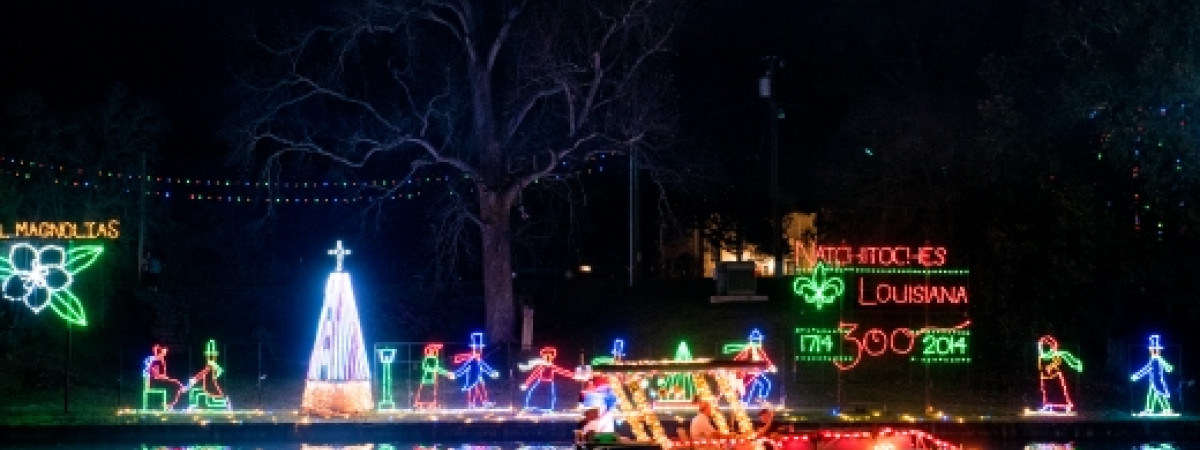 Tausende Besucher kommen wegen der spektakulären Weihnachtsbeleuchtung in Natchitoches