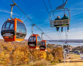 Hero Display Image   – provided by Illinois Office of Tourism