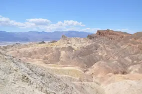 Hero Display Image   – provided by Travel Nevada