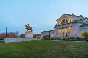 Hero Display Image   – provided by Missouri Division of Tourism