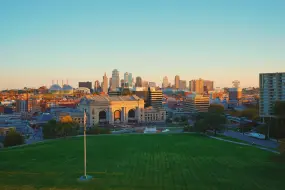 Hero Display Image   – provided by Missouri Division of Tourism